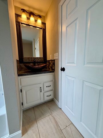 229 Franklin St, Fall River, MA 02720