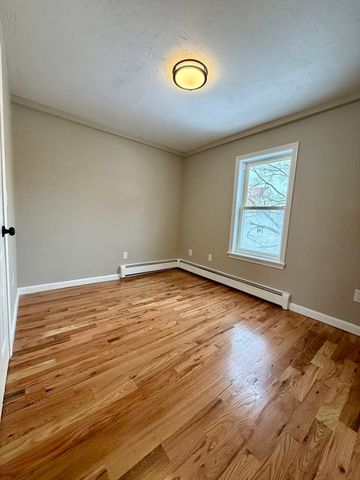 229 Franklin St, Fall River, MA 02720