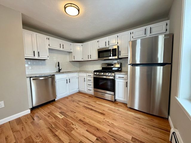 229 Franklin St, Fall River, MA 02720