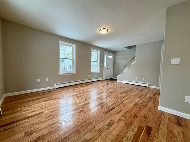 229 Franklin St, Fall River, MA 02720