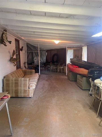 7965 Irish Lane, House Springs, MO 63051