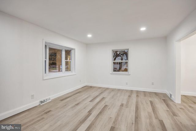 6036 WASHINGTON AVE, Pennsauken, NJ 08110