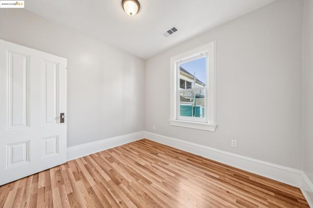 836 20th Street, Oakland, CA 94607