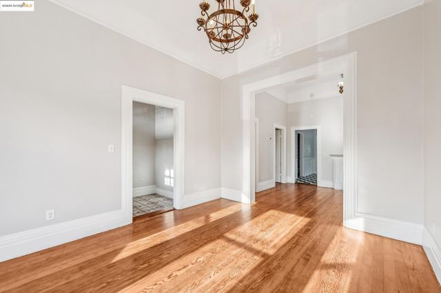 836 20th Street, Oakland, CA 94607