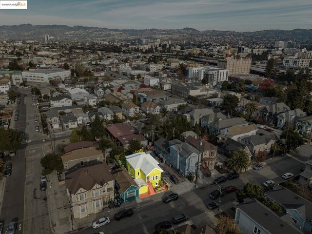 836 20th Street, Oakland, CA 94607