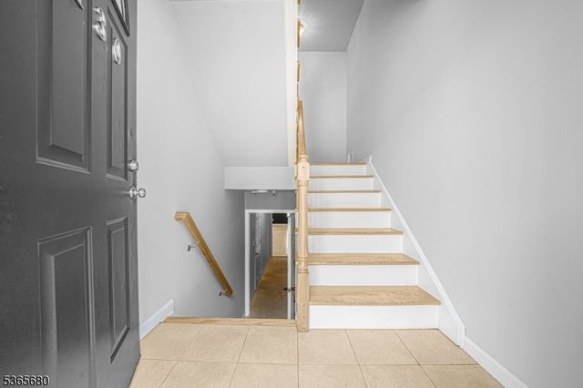 130 3Rd Ave, Newark City, NJ 07104