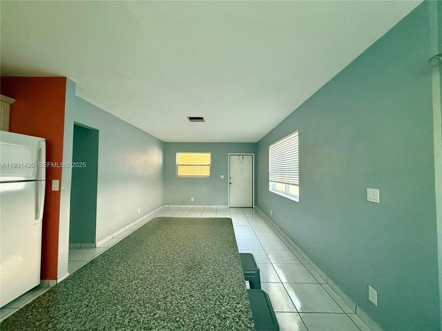 1301 N 12th Ct 4B, Hollywood, FL 33019