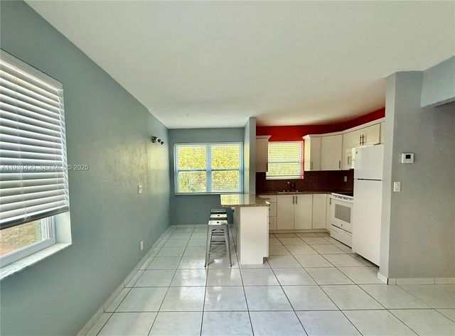 1301 N 12th Ct 4B, Hollywood, FL 33019