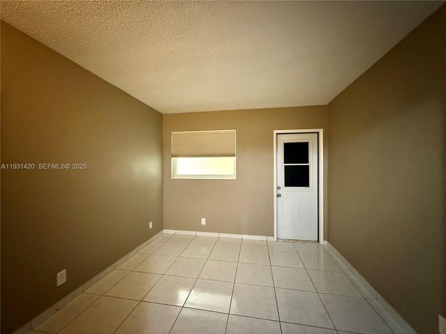 1301 N 12th Ct 4B, Hollywood, FL 33019