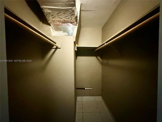 1301 N 12th Ct 4B, Hollywood, FL 33019