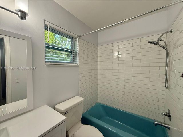 1301 N 12th Ct 4B, Hollywood, FL 33019