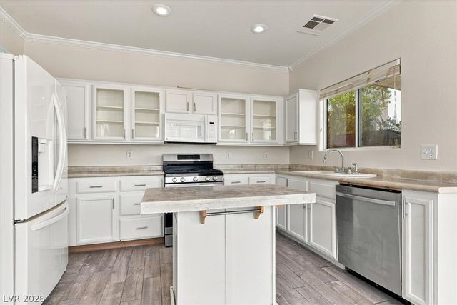 5846 Lee Fairy Court, Las Vegas, NV 89139