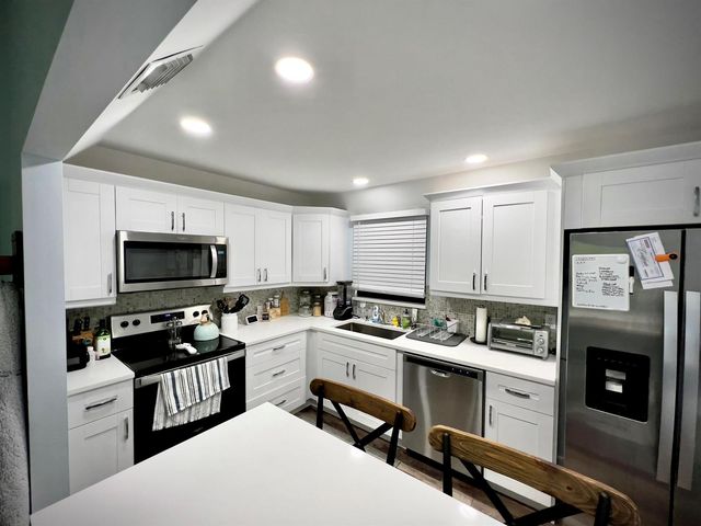 50 SE 12th Street 2330, Boca Raton, FL 33432