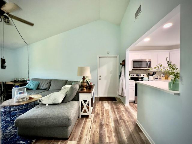 50 SE 12th Street 2330, Boca Raton, FL 33432