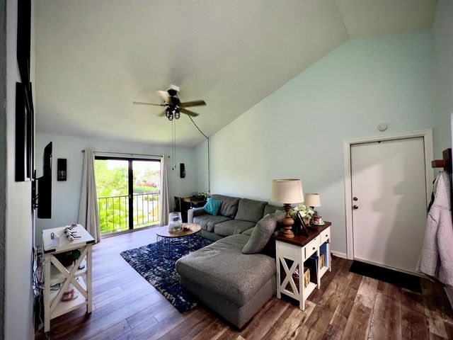 50 SE 12th Street 2330, Boca Raton, FL 33432