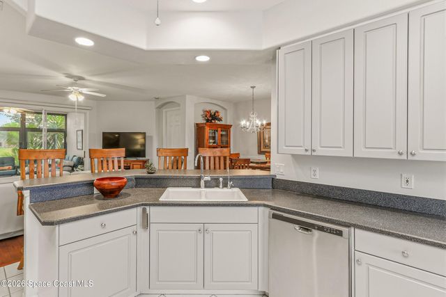 1825 Ficus Point Drive, Melbourne, FL 32940