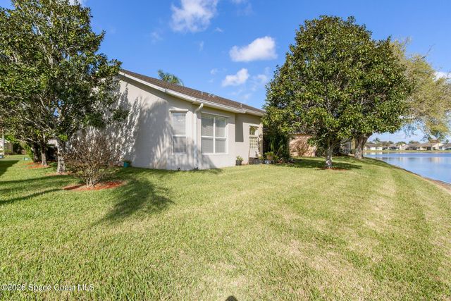 1825 Ficus Point Drive, Melbourne, FL 32940