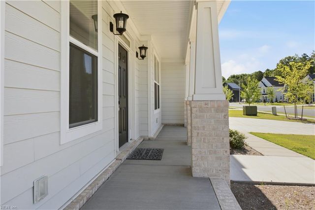 150 Hessian LOOP, Chesapeake, VA 23322