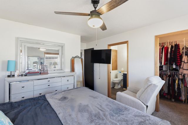 226 E 1st St, Douglass, KS 67039