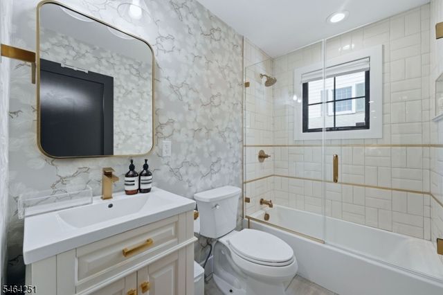 11 Marquette Rd, Montclair Twp., NJ 07043