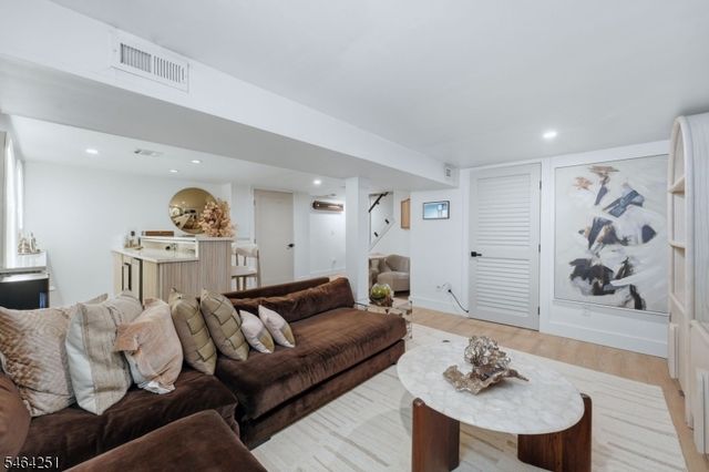11 Marquette Rd, Montclair Twp., NJ 07043