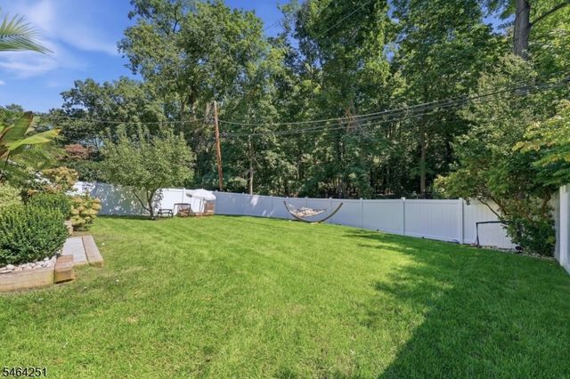 11 Marquette Rd, Montclair Twp., NJ 07043