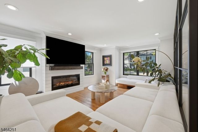 11 Marquette Rd, Montclair Twp., NJ 07043
