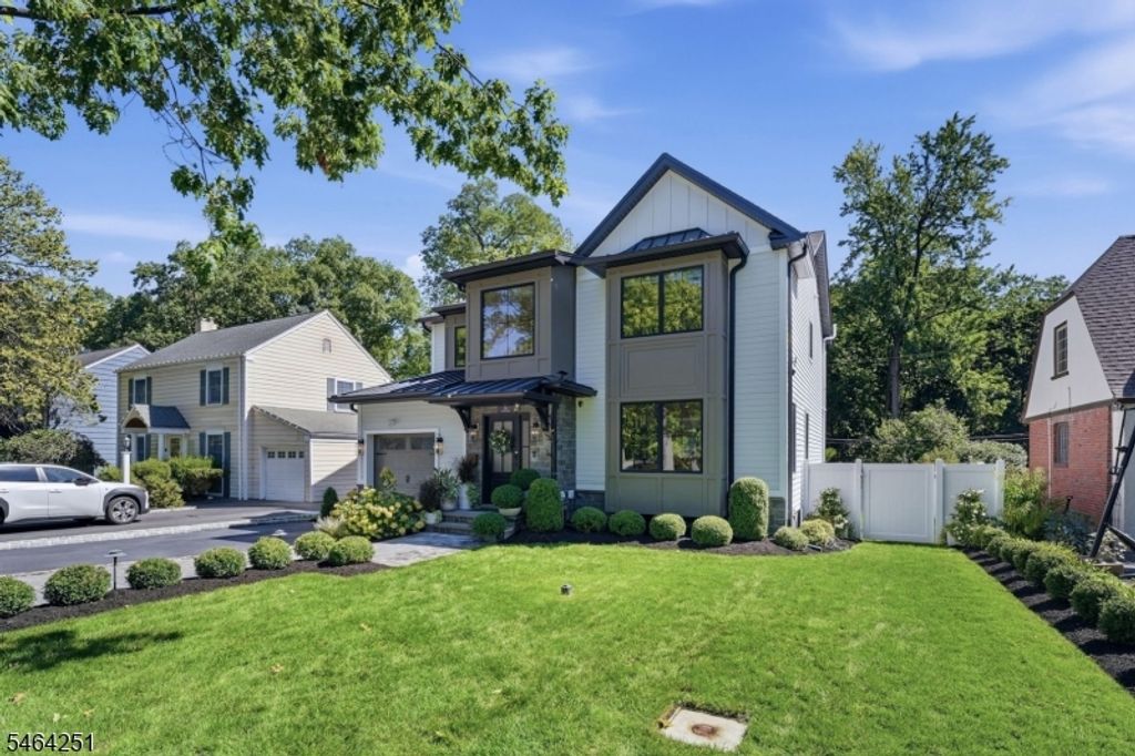 11 Marquette Rd, Montclair Twp., NJ 07043 — photo 3