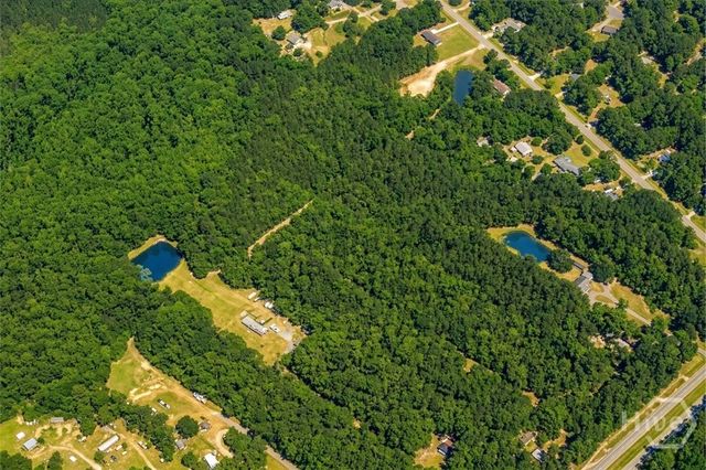 8454 GA 17 Highway, Richmond Hill, GA 31324