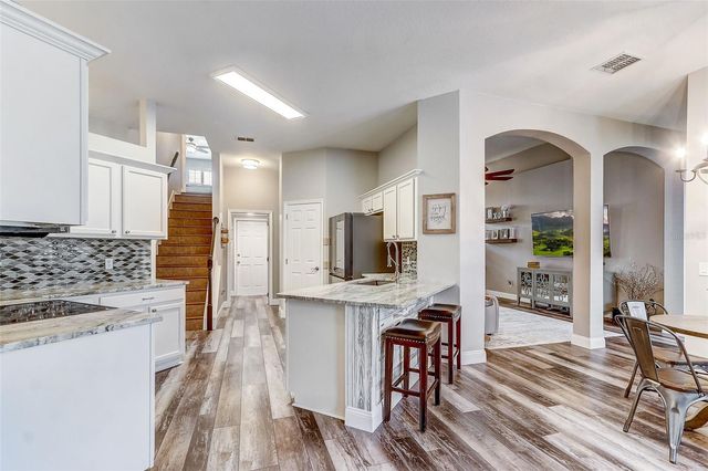 5342 RED LEAF COURT, Oviedo, FL 32765