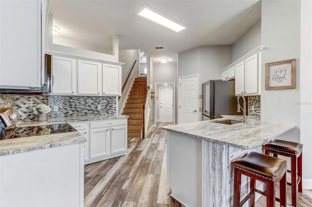 5342 RED LEAF COURT, Oviedo, FL 32765