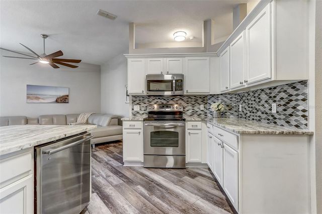 5342 RED LEAF COURT, Oviedo, FL 32765