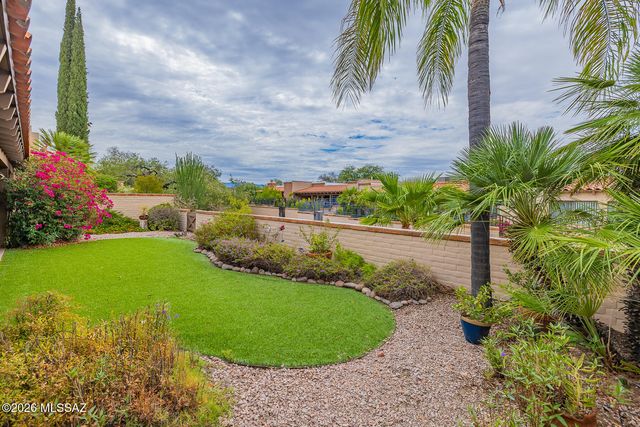 6200 E Frontier Place, Tucson, AZ 85750