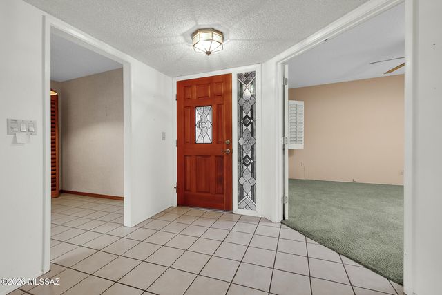 6200 E Frontier Place, Tucson, AZ 85750