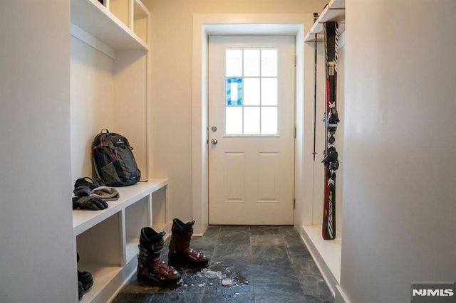 10 Alpine Trail, Vernon, NJ 07462