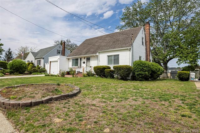 2687 Fox Road, Baldwin, NY 11510