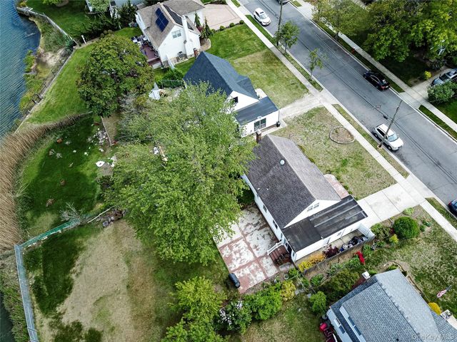 2687 Fox Road, Baldwin, NY 11510