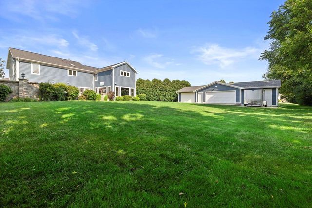 3929 Southwood DRIVE, Mount Pleasant, WI 53403