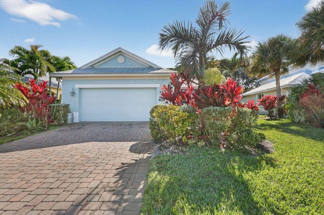 447 11th Square SW, Vero Beach, FL 32962