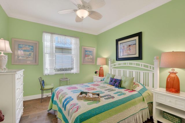 447 11th Square SW, Vero Beach, FL 32962