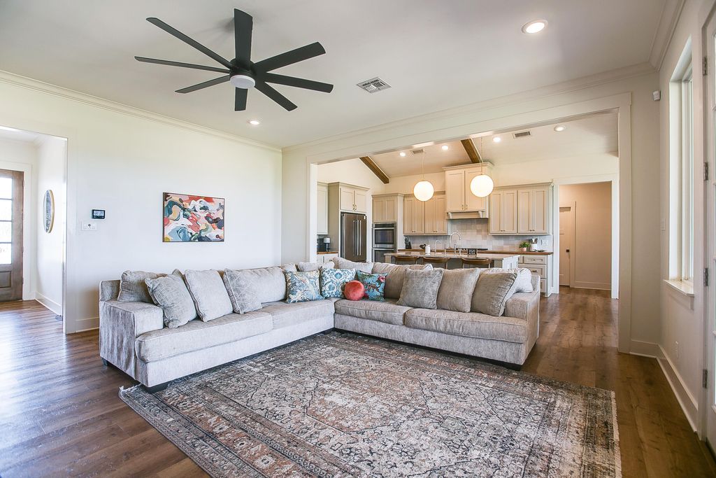 Image 13 of property listing at 12642 Rasberry Lane, San Angelo, TX 76904
