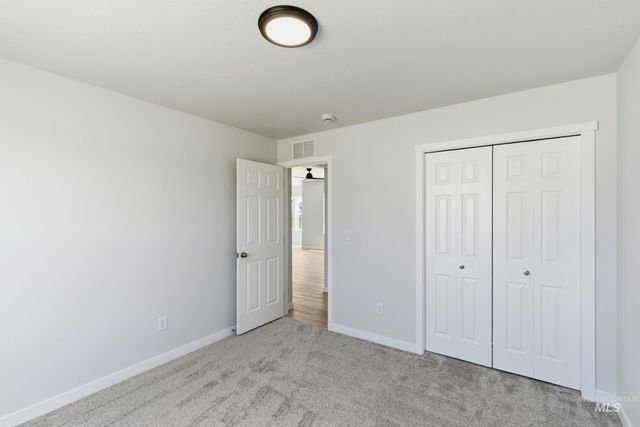 1709 Dyer St, Middleton, ID 83644
