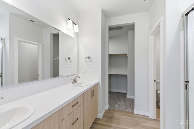 1709 Dyer St, Middleton, ID 83644
