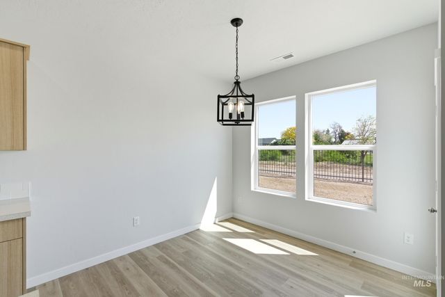1709 Dyer St, Middleton, ID 83644