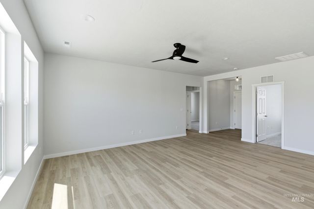 1709 Dyer St, Middleton, ID 83644