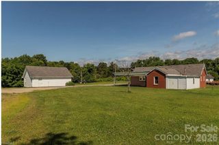 820 Suncrest Orchard Road, North Wilkesboro, NC 28659