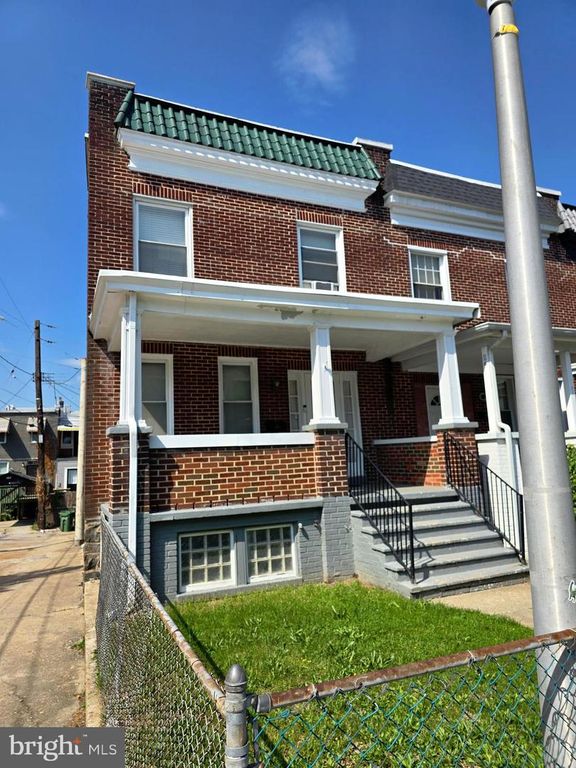 Image 1 of property listing at 816 PRIMSON AVE, Baltimore, MD 21229