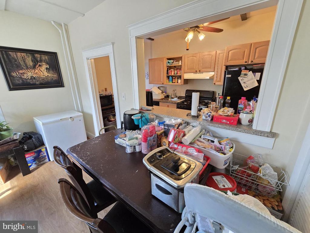 Image 10 of property listing at 816 PRIMSON AVE, Baltimore, MD 21229