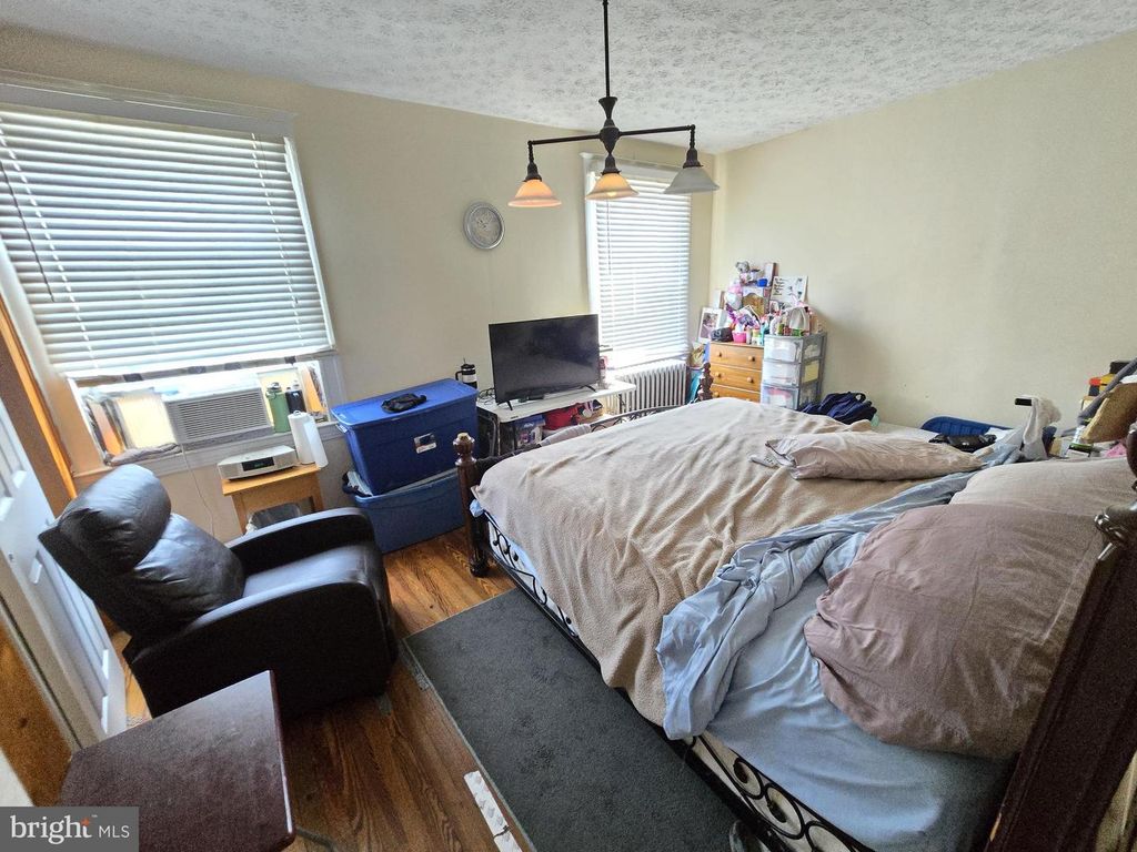 Image 19 of property listing at 816 PRIMSON AVE, Baltimore, MD 21229