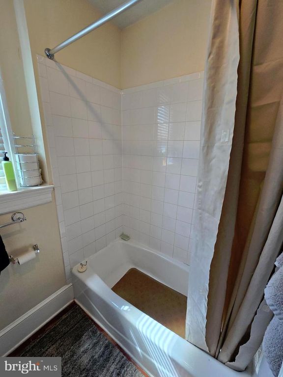 Image 21 of property listing at 816 PRIMSON AVE, Baltimore, MD 21229